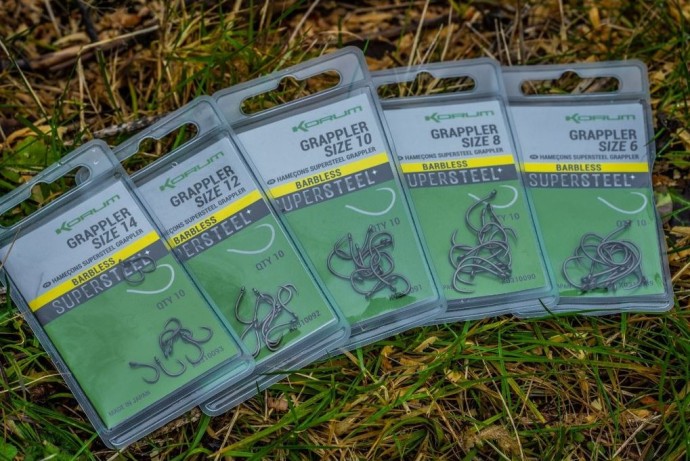 10kom - Udica Korum Grappler Hooks Barbed