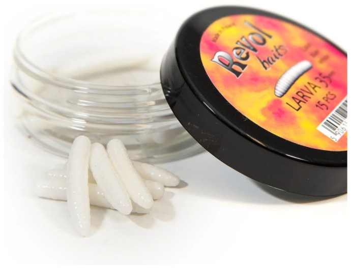 15kom - Gumeni Mamac Revol Baits Larva 35mm Sýr-Česnek