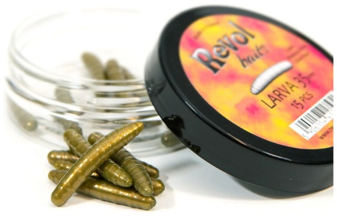 15kom - Gumeni Mamac Revol Baits Larva 35mm Sýr-Česnek