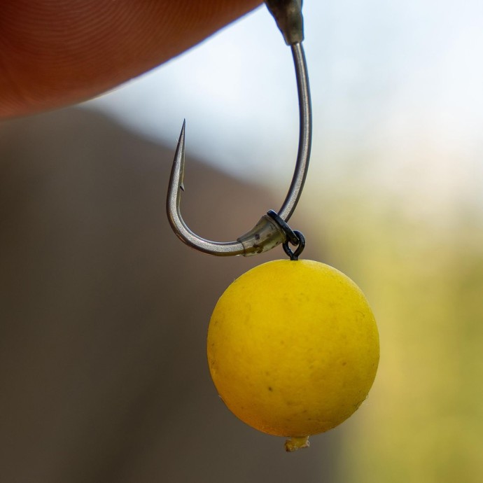 20kom - Vrtilica Avid Carp Outline Micro Ringed Hookbait Swivel Veličina 19