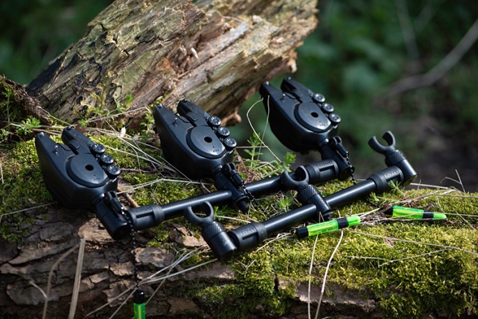 2kom - Držač za 3 Štapa Fox Black Label QR 3 Rod Adjustable Buzz Bar XL