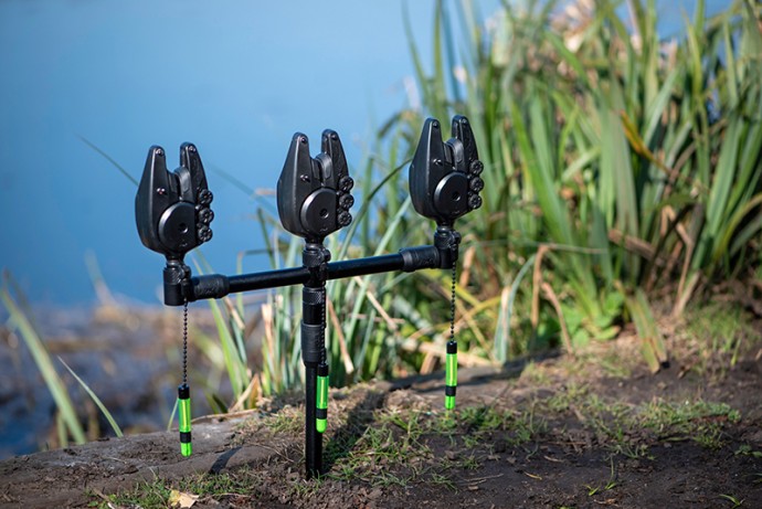 2kom - Držač za 3 Štapa Fox Black Label QR 3 Rod Adjustable Buzz Bar XL
