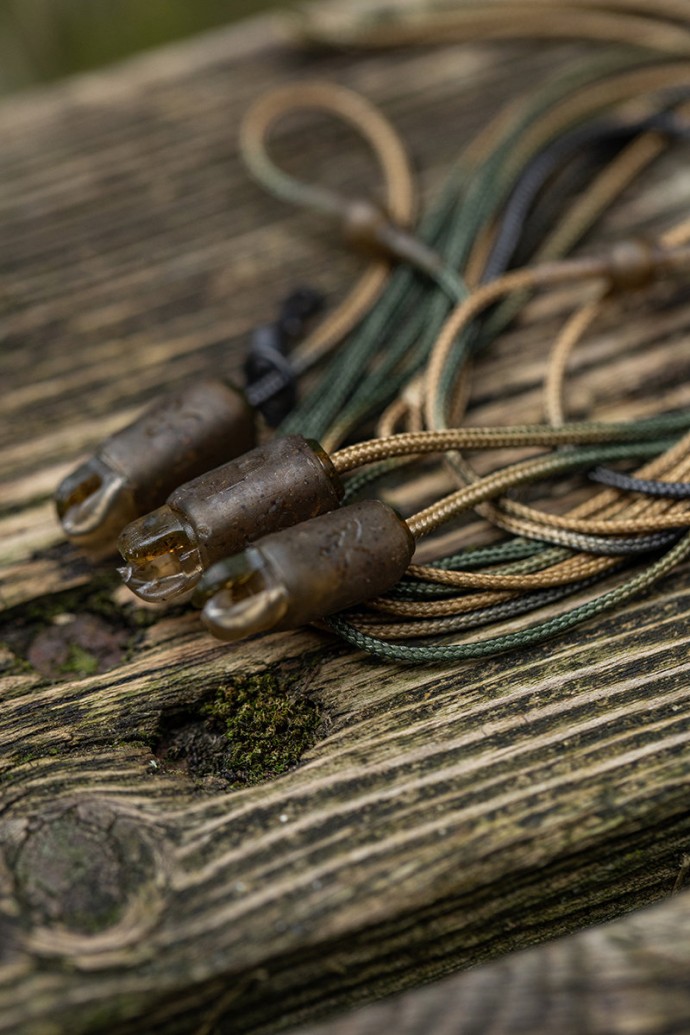 3kom - Gotovi Predvez Fox Edges Camo Heli-Clip Rigs Leadcore 50lb