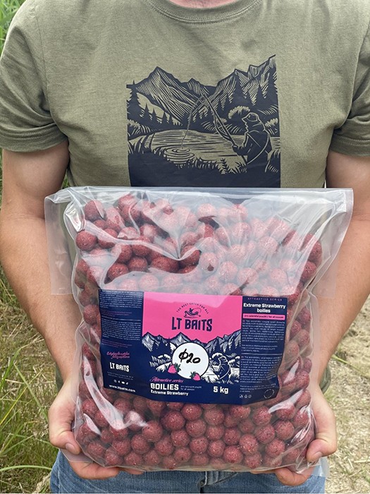 5kg - Boilies LT Baits Extreme Strawberry - Jahoda