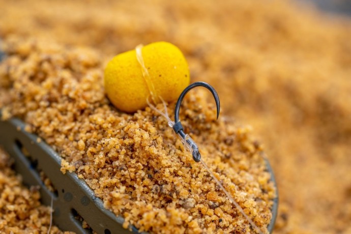 8kom - Gotovi Predvez Guru QM1 Bait Bands Rig 4 inch
