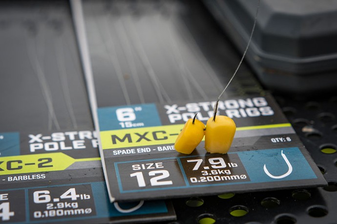 8kom - Gotovi Predvez Matrix MXC-2 X-Strong Pole Rigs Barbless