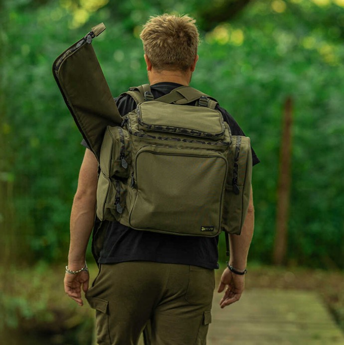 Batoh Avid Carp RVS Compact Rucksak
