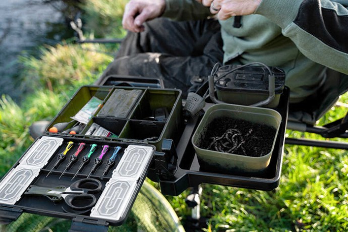 Bočni pladanj Korum Allrounder Side Tray