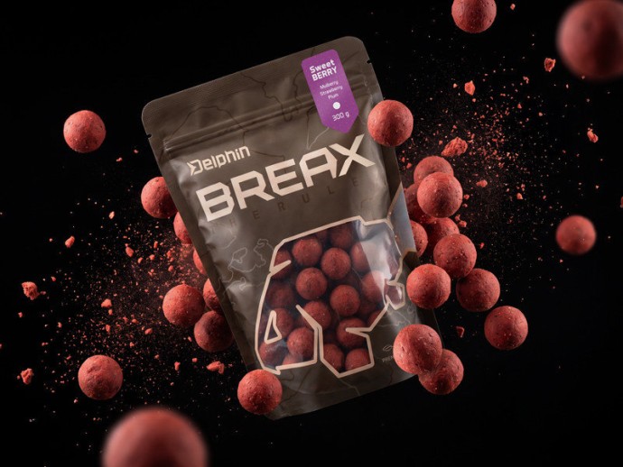 Boilies Delphin BreaX SweetBERRY Moruše-Jahoda-Švestka