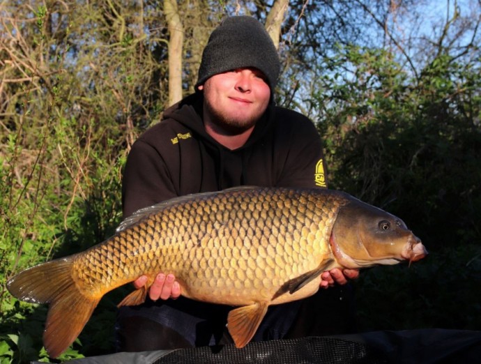 Boilies Mivardi Rapid Easy Catch Anglická Jahoda 3,3kg
