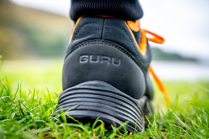 Boty Guru Tackle Waterproof Trainer Black