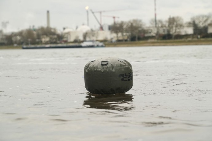 Bova Black Cat S Buoy Zelena 25cm