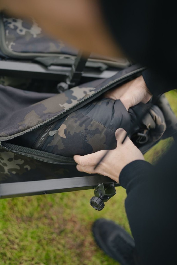 Bunda Korda Insulated Hooded Jacket Dark Kamo