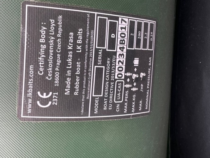 Čamac LK Baits s Lamelnim Dnom Thunder 240