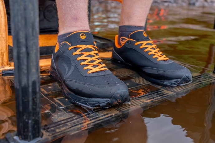 Čizme Guru Tackle Waterproof Trainer Black