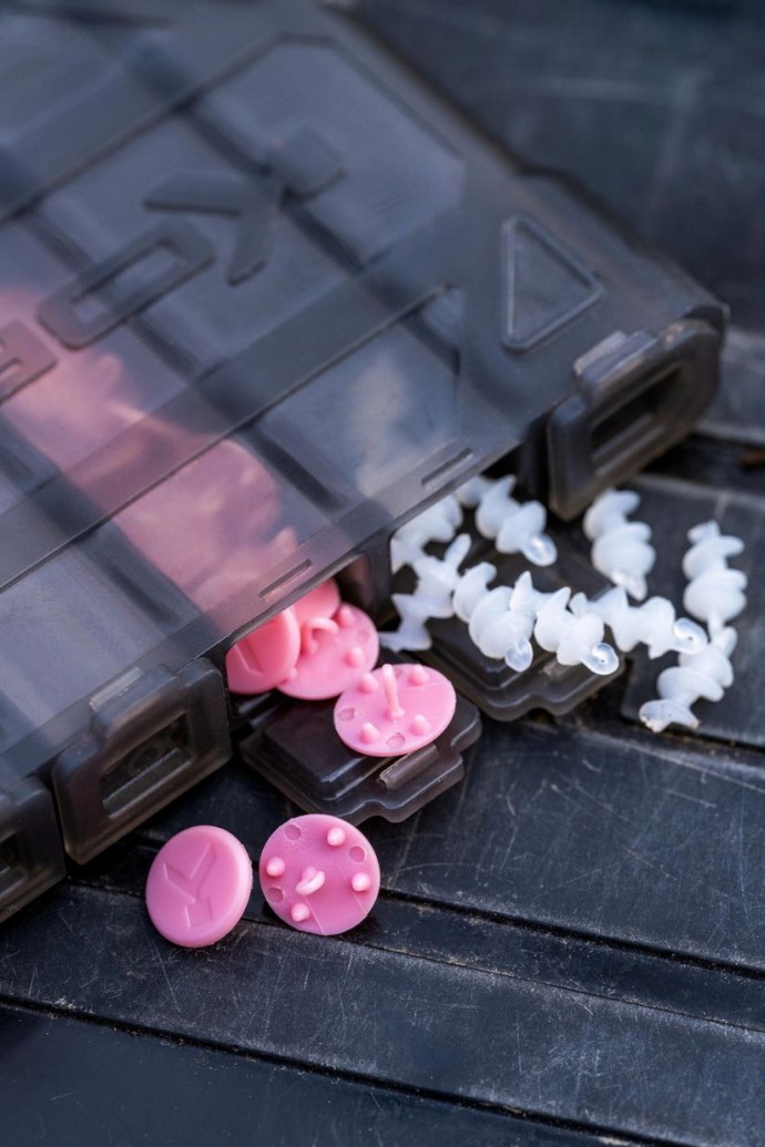 Dozator za pribor Korum Tackle Dispenser Blox