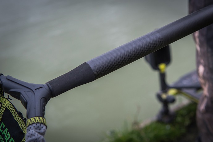 Drška za podmetač Matrix Ethos XR Power 4,5m Landing Net Handle