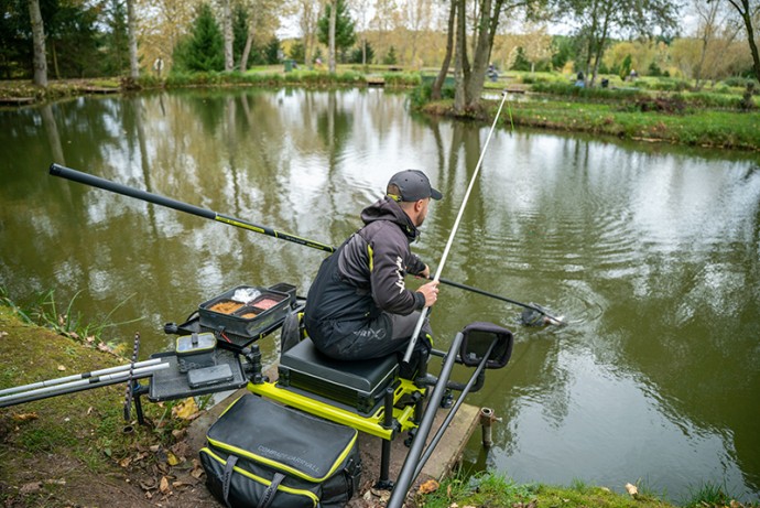 Drška za podmetač Matrix Ethos XR Power 4,5m Landing Net Handle