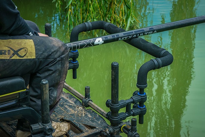 Držač šteke Matrix 3D-R Pole Support Bar