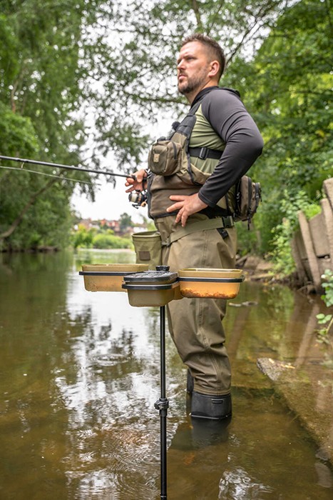 Držač za kutiju s mamcima Korum Compact Bait Water