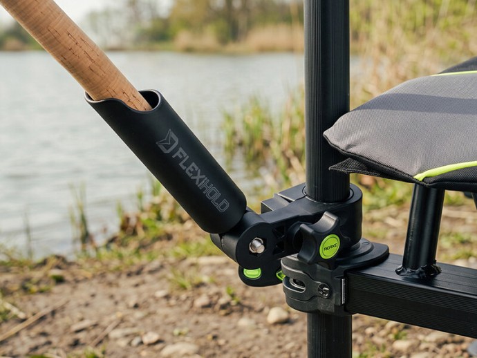 Držiak Prútu Delphin REAXE FlexiHOLD 15cm