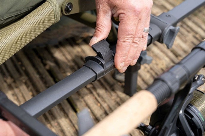 Feeder ruka Korum XS Rod Support Arm