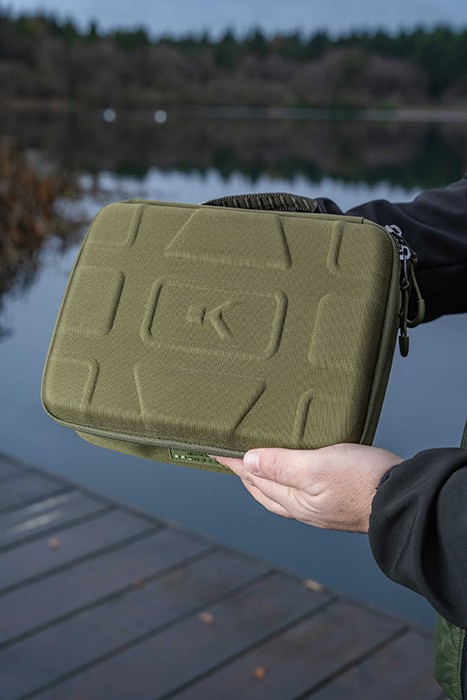 Futrola Korum Progress Hardcase Pouch 4l