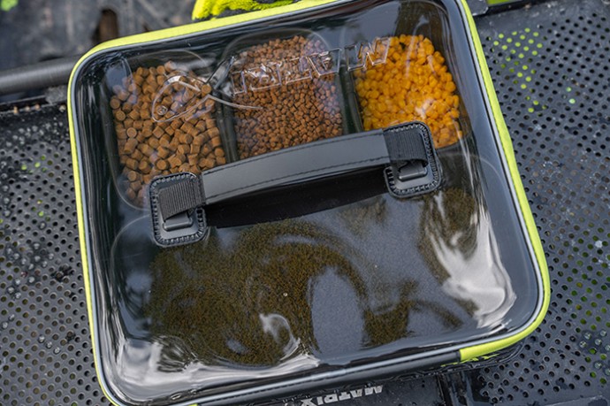 Futrola Matrix EVA Bait Storage Tray