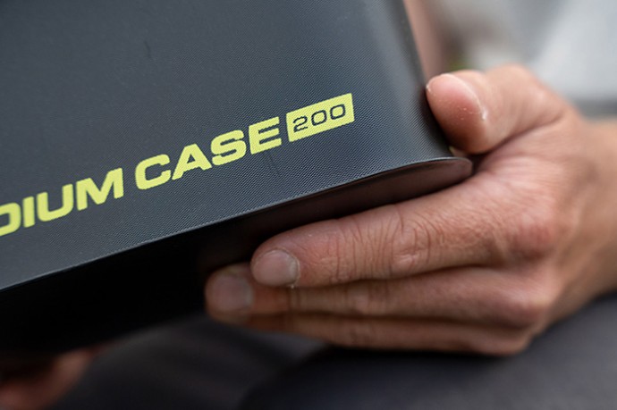 Futrola Matrix EVA Case 200 Medium
