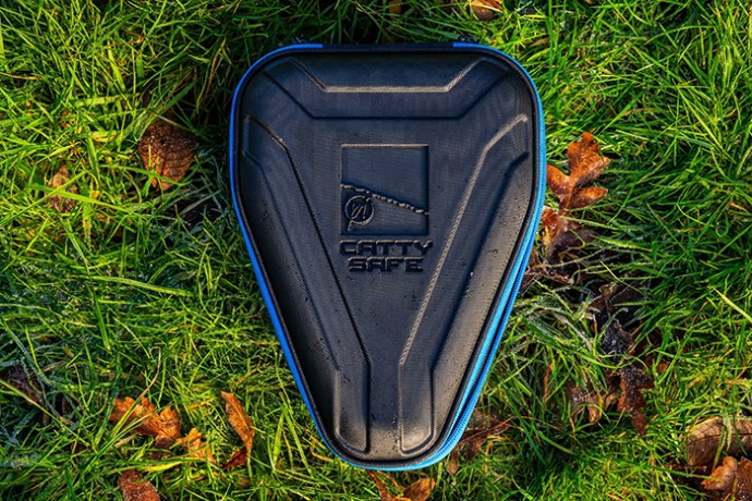 Futrola za praćke Preston Hardcase Catty Safe