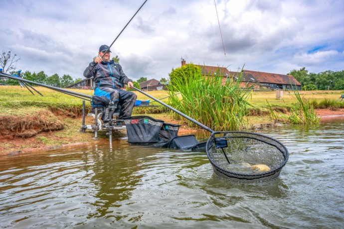Glava podmetača Preston Carbon Match Landing Net