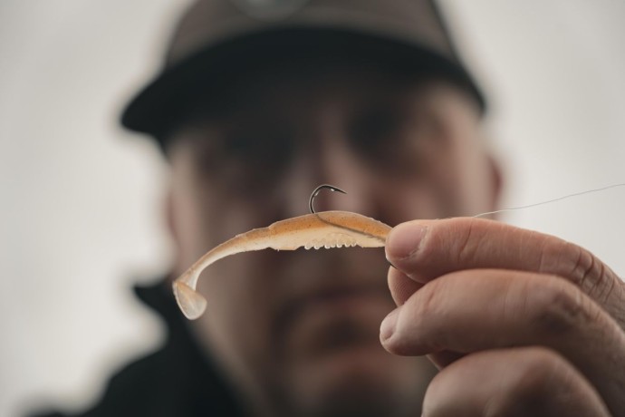 Gumeni Mamac Rage Scent Shad Natural Wakasagi
