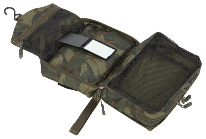 Higijenska torbica Giants Fishing Wash Bag