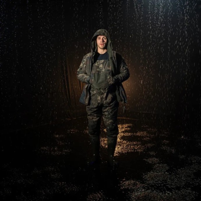 Hlače Nash Zero Tolerance Helluva Waterproof Bib and Brace Camo