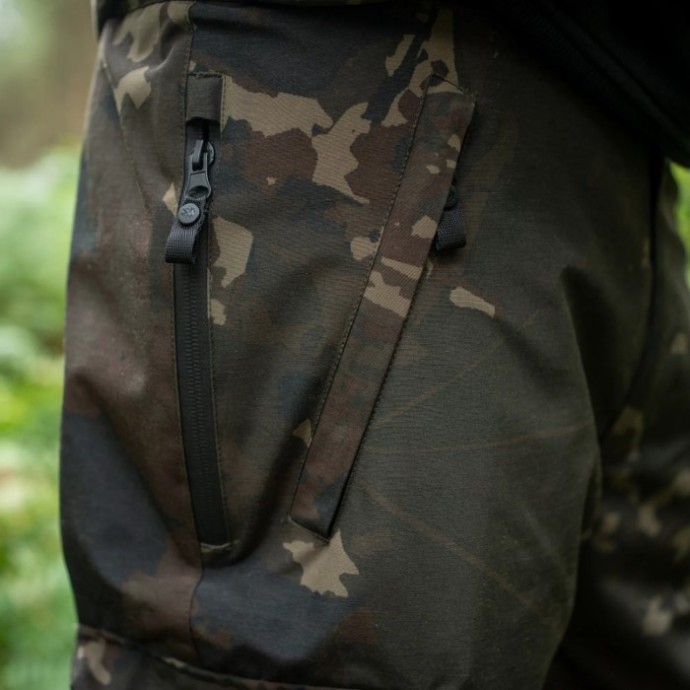 Hlače Nash Zero Tolerance Helluva Waterproof Trousers Camo