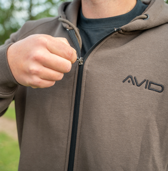 Hoodica na patent s kapuljačom Avid Carp Compound Zip Hoodie Smeđa