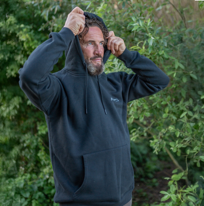 Hoodica s kapuljačom Avid Carp Compound Hoodie Crna