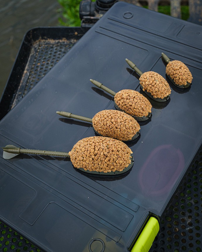 Hranilica Matrix Method Feeder XL Distance