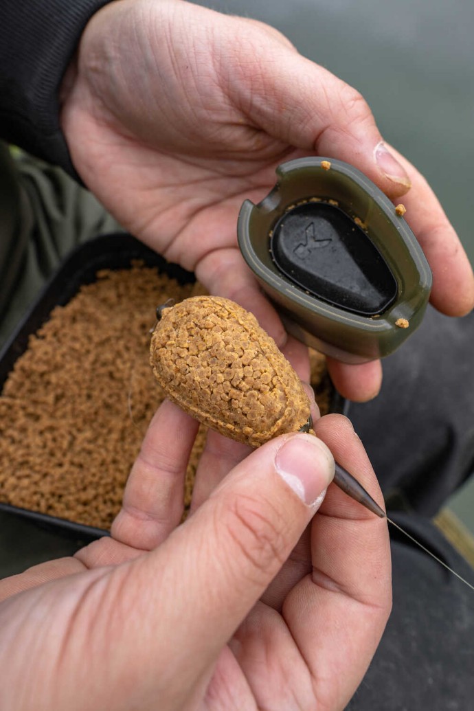 Kalup Korum Method Feeder Mould Camo