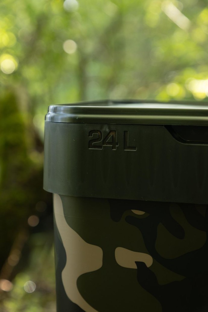 Kbelík Fox Camo Bucket 18l