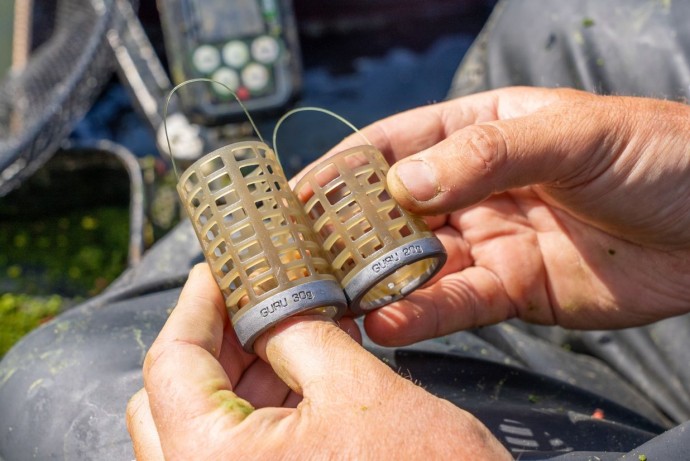 Kŕmidlo Guru Bait Up X-Change Feeder Caged