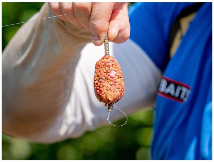 Krmilo MAP Embed Method Feeder Small 24g