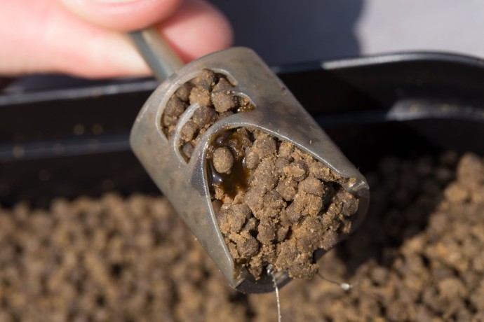 Krmítko Guru 24g Small Pellet Feeder (In-Line System)