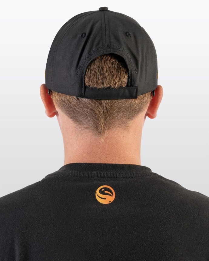 Kšiltovka Guru Black 3D Cap