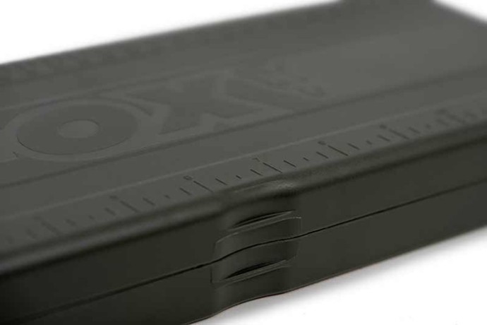 Kutija za predveze Fox Edges Large Rig Box inc. 50 Pins