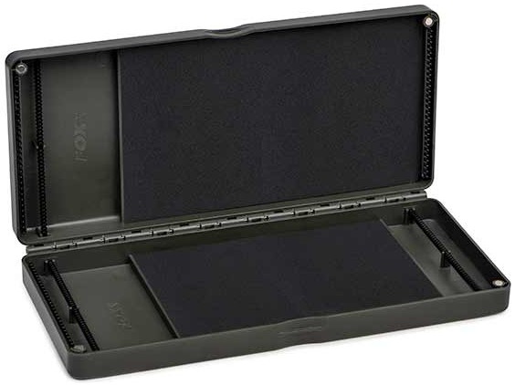 Kutija za predveze Fox Edges Medium Rig Box inc. 50 Pins