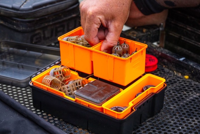 Kutija za pribor Guru Compact Fusion Feeder Box