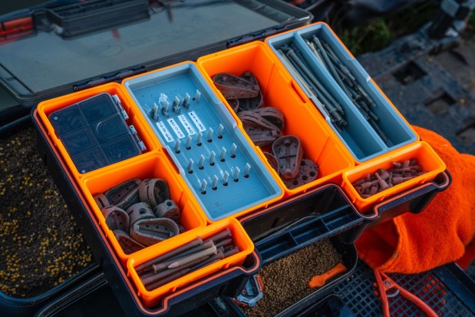 Kutija za pribor Guru Fusion Feeder Box