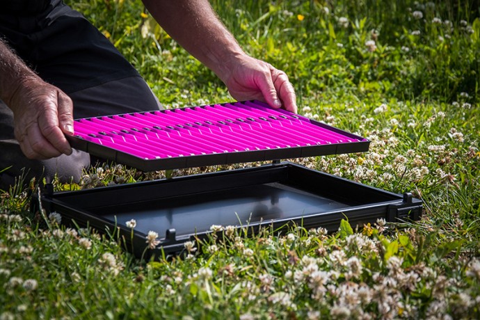 Ladica s motalicama Matrix Loaded Pole Winder Tray 26cm Purple
