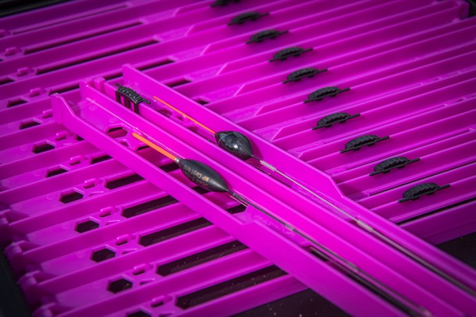 Ladica s motalicama Matrix Loaded Pole Winder Tray 26cm Purple